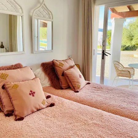 Justbeandbeibiza Bed & Breakfast San Antonio (Ibiza)