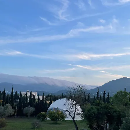 Bed & Breakfast Justbeandbeibiza *
